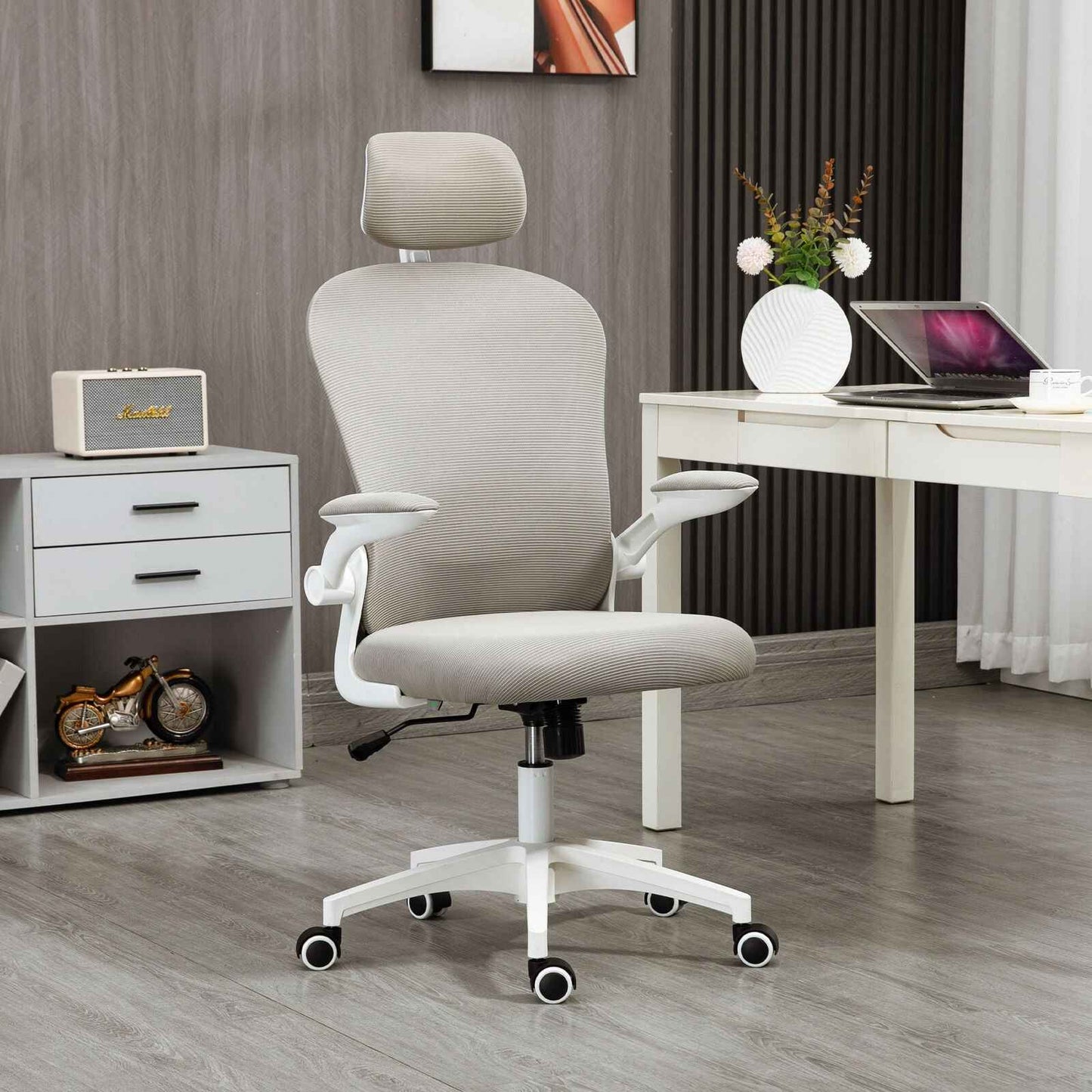 High Quality Office Chair with Adjustable Headrest for Ultimate Comfort and Support - Ergo Heights
