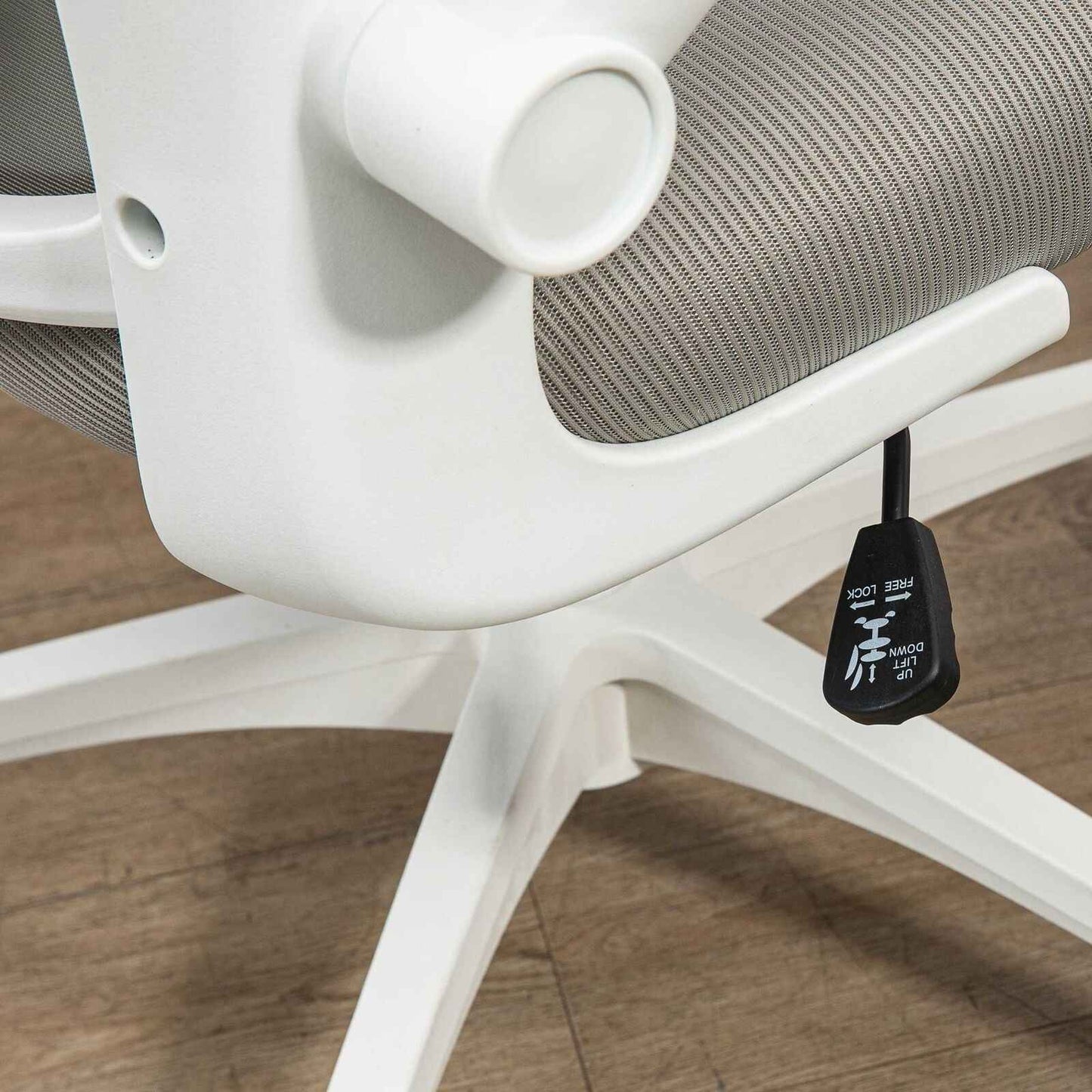 High Quality Office Chair with Adjustable Headrest for Ultimate Comfort and Support - Ergo Heights